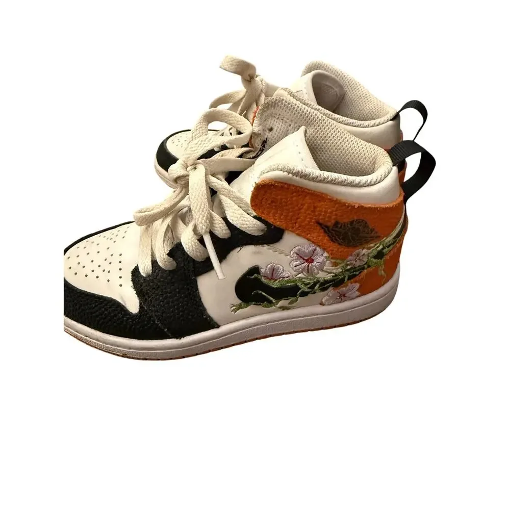 NIKE AIR JORDAN 1 MID‎ SE (PS) WHITE-BLACK-STARFISH SZ 12c [DQ8393-100]